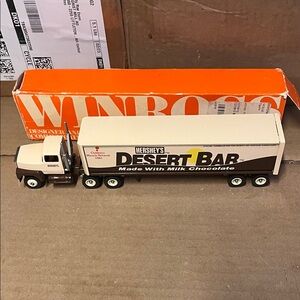 Hershey's Desert Bar Toy Truck